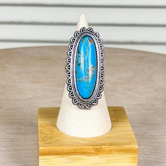 Vintage Boho Blue Turquoise Silver Tone Statement Ring Scalloped Oval Size 6.5