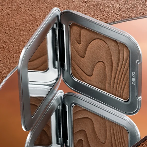 ⛱Bronzer Need⛱BNIB REM Beauty x Ariana Grande BLAZED Fullsize Matte Bronzer!!