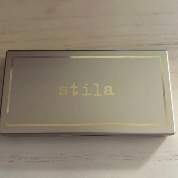 Stilla tequila sunrise cheek, lip and eye palette