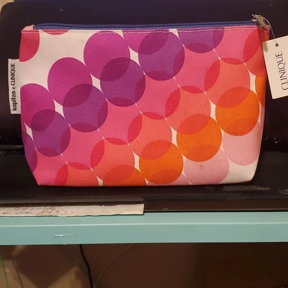 Clinique Kapitza Cosmetic Bag Large New With Tag