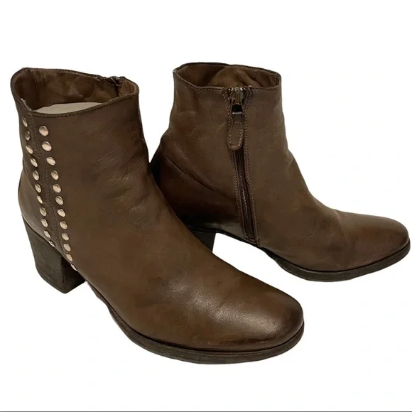 Leather Made in Italy Block Heel Flat Round Rivet Detail Inside Zip Ankle Boot