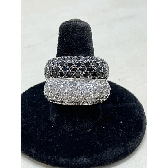 925 STERLING SILVER PAVÉ SET CZ DOUBLE BAND RING, SIZE 6.25 - Regency Mob Wife