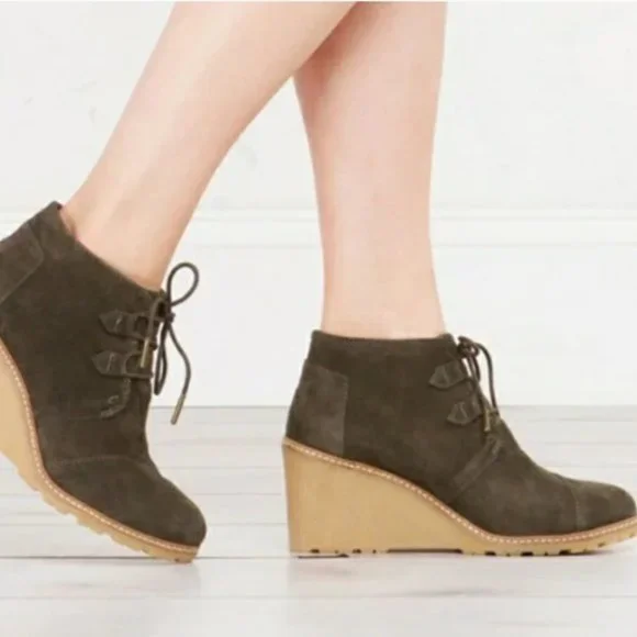 TOMS Desert Edge Olive Suede Wedge Ankle Booties - Size 7.5
