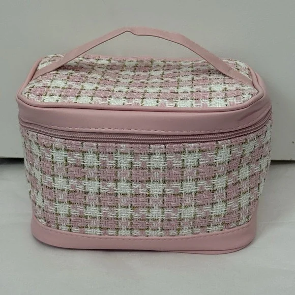 Ulta‎ Makeup Cosmetic Train Case Travel Plaid Pink White Zipper Foldable Lined