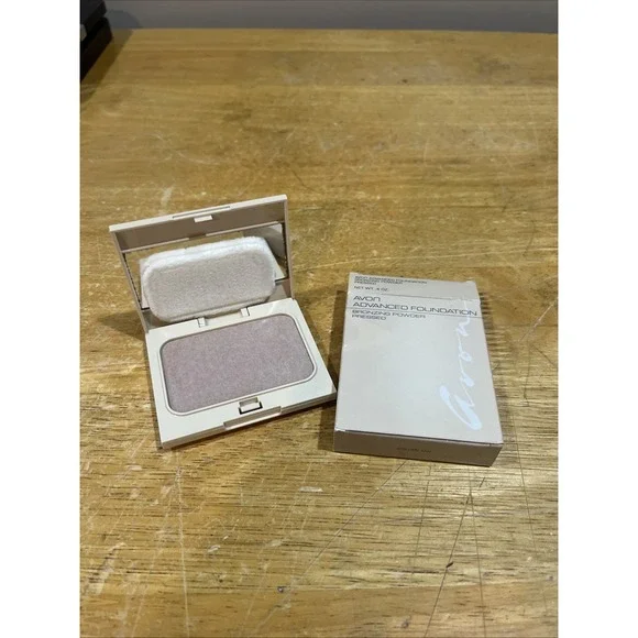 Vintage Avon Advanced Foundation‎ Bronzing Powder-Golden Tan NOS 1990
