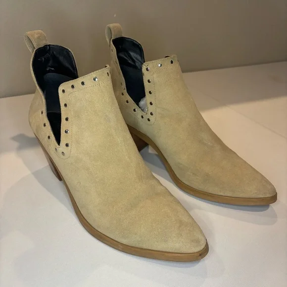REBECCA MINKOFF Suede‎ Tan Booties with Small Heel and Stud Accent Size 10