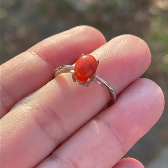 NWT Genuine Coral Stone 8X6mm Ring in 925 Sterling Silver Size 7