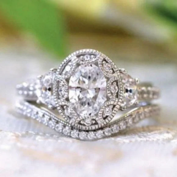 *925 Sterling Silver Diamond Oval Cut Halo Ring