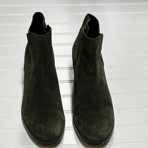 Land’s End Hunter Green Suede Ankle Boots