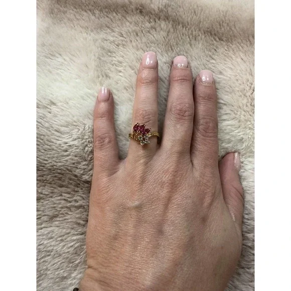 Vintage Gold Plate Fashion Ring With Two Color Stones Sz 5.5 EUC
