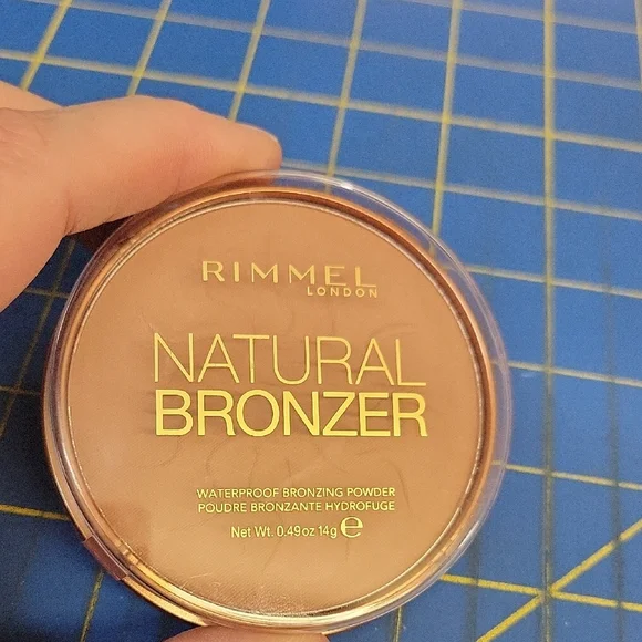 Rimmel Natural Bronzer Waterproof 022 Sun Bronze 14g New Sealed