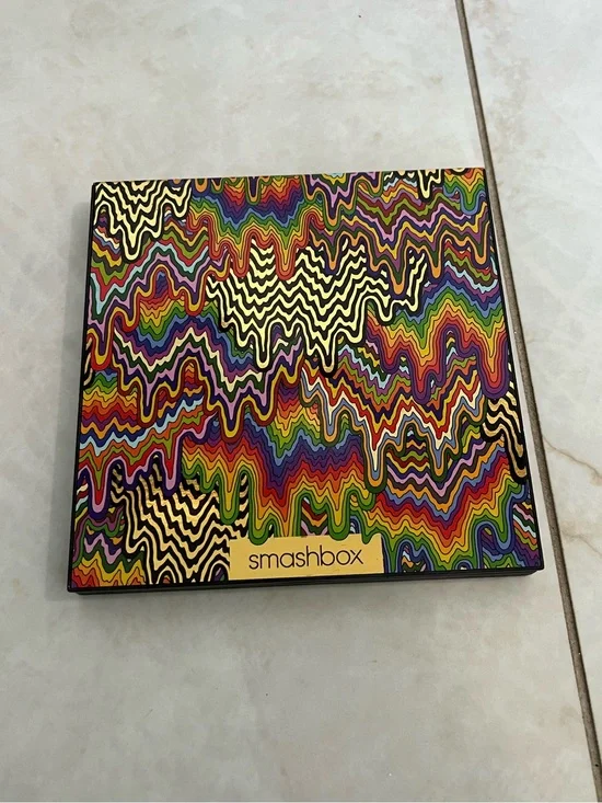 Smashbox Holidaze Contour + Spotlight Palette