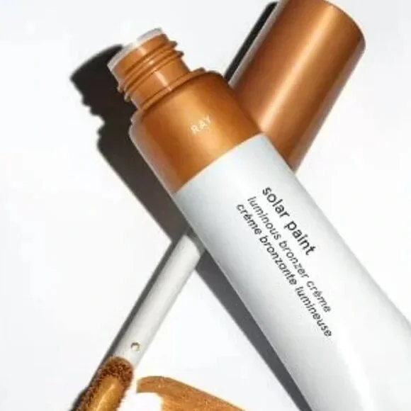 Glossier Solar Paint in Ray