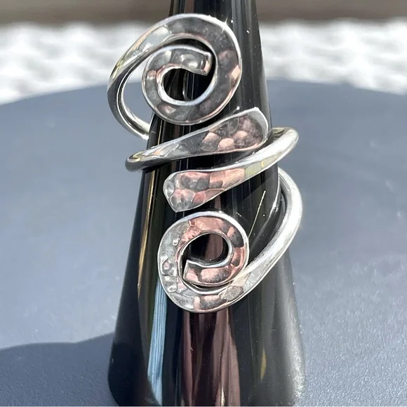 Handmade 925 Sterling Silver Hammered Swirl Statement Ring — SZ 6.5 to 7.5