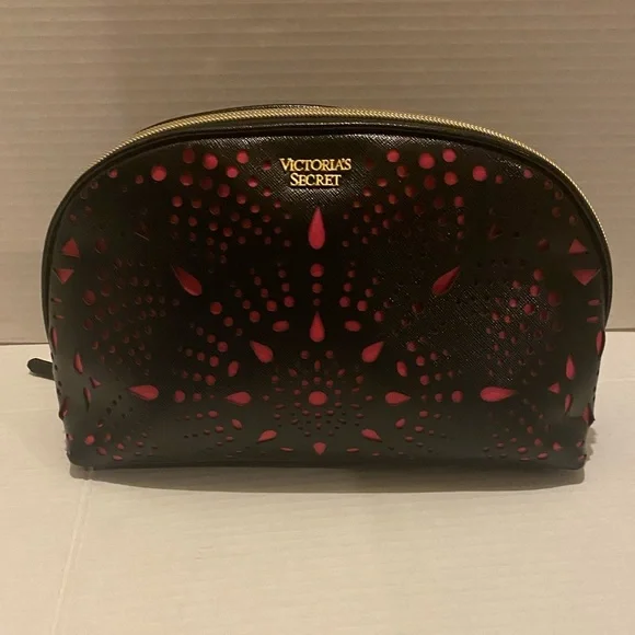 Victoria's Secret Puppy and Cosmetic Bag Set (2 Pieces 🐶🐶🖤🩷🖤