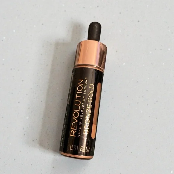 Revolution Bronze-Gold Liquid Contour