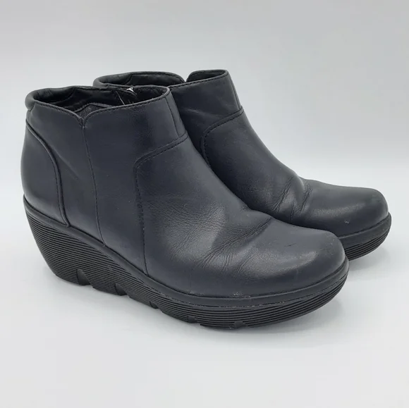 Clarks Artisan Clarene Sun Black Leather Wedge Ankle Boots