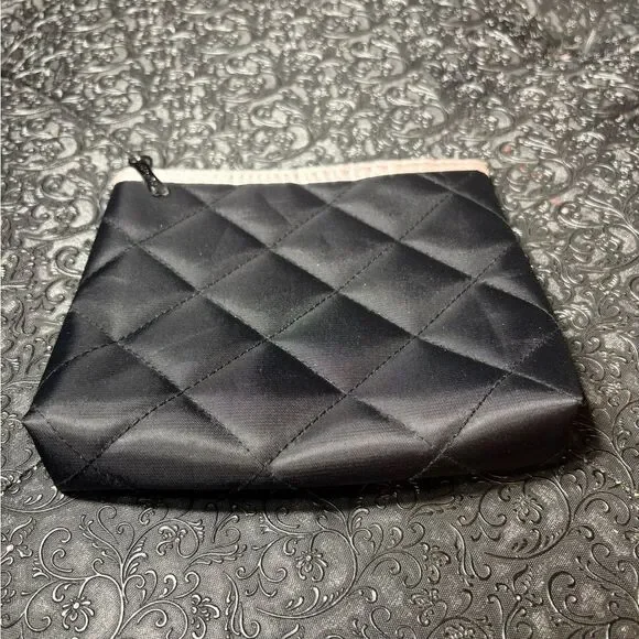 Mary Kay Black Quilted Women's Cosmetic Pouch NWOT