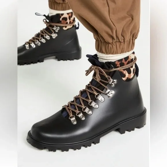 NWT Arizona Love - Colorado Eva Hiking Boots - Womens - Black Size 8