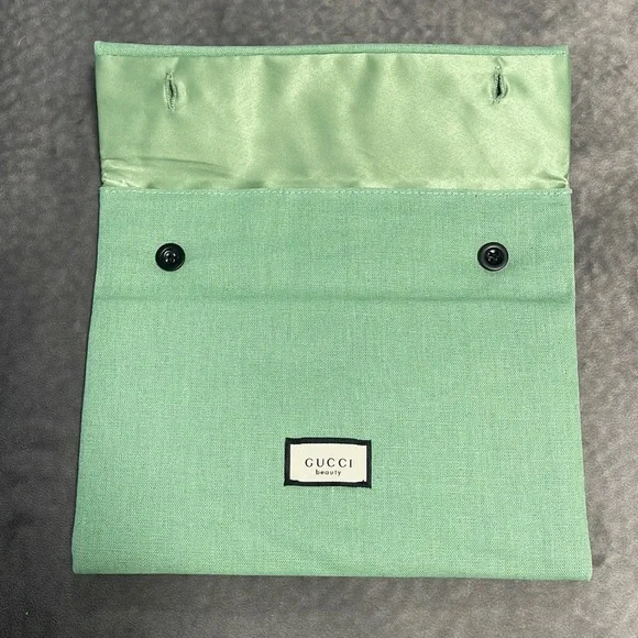 Gucci cosmetics bag