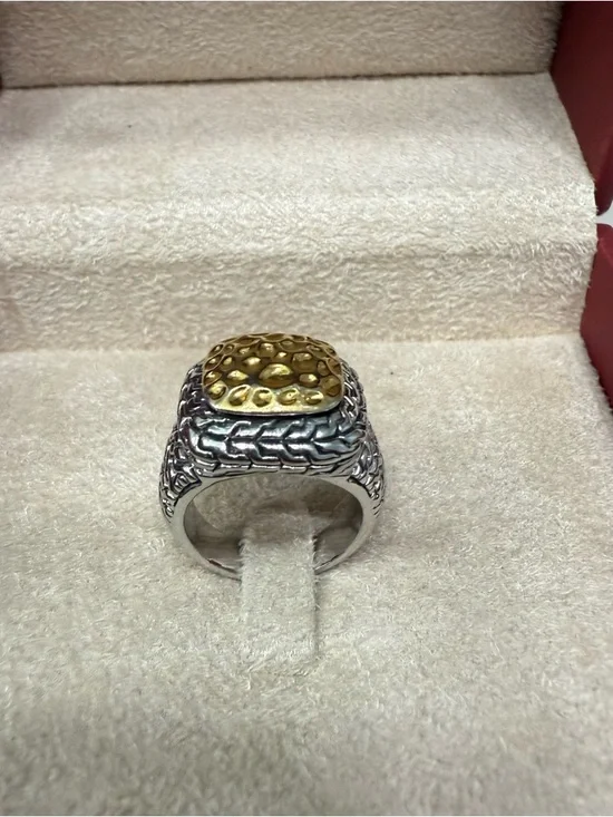 DESIGNER INSPIRED TWO TONE PALU HAMMERED RING 18KGE SZ. 7