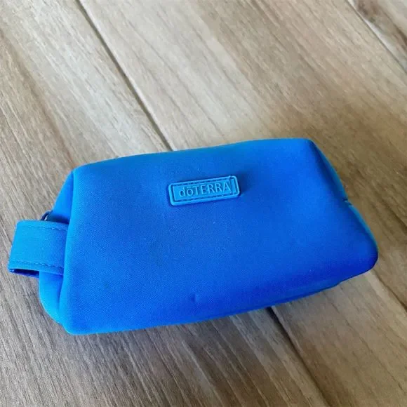 doTERRA Essential Oil Travel Case Blue Compact Aromatherapy Unisex