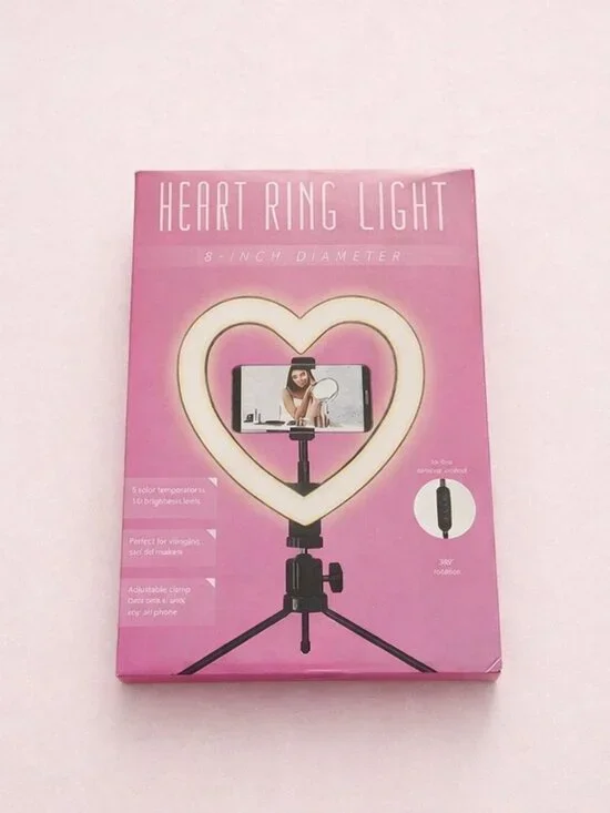 NWT Heart Ring Light‎