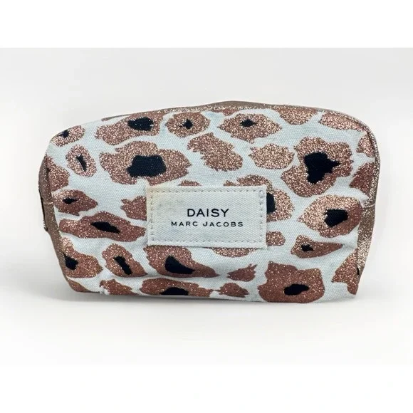 MARC JACOBS DAISY Cosmetic‎ Bag & Essentials Pouch CHEETAH print 7