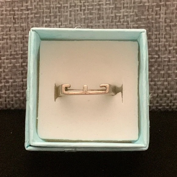 Sterling Silver‎ Ring size 7-3/4