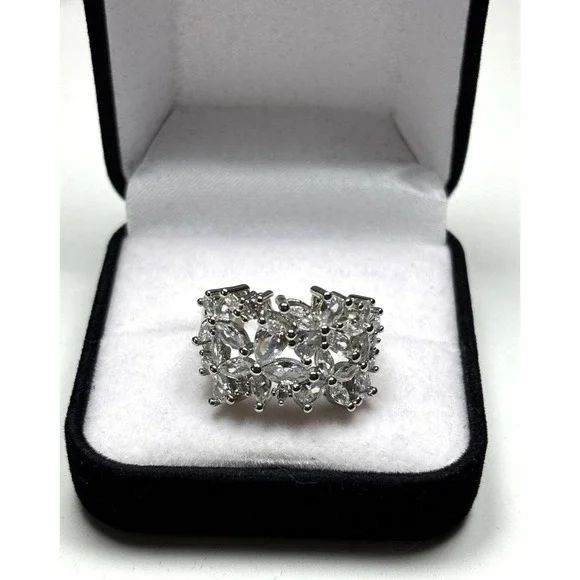 Elegant Silver Ring With Clustered Marquise & Round Cubic Zirconia Stones 6