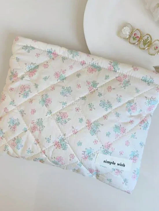 NEW Fashion Floral Makeup Bags Quilted Style Aesthetic Cute Cosmetic Makeup Bag
