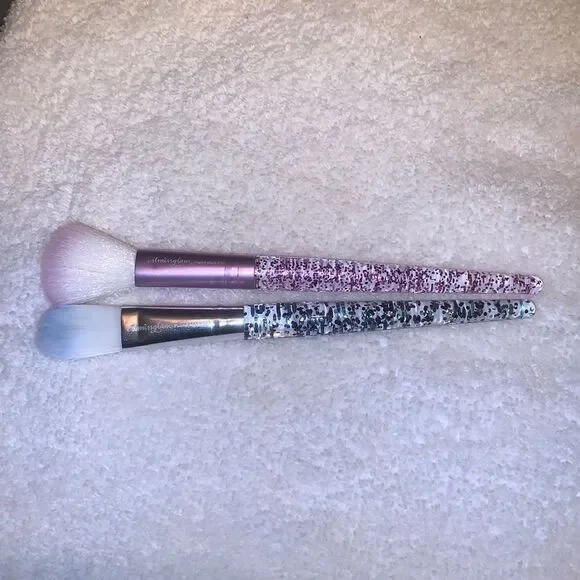 SL Miss Glam Makeup Brushes, Foundation B12, Angled Blush P30