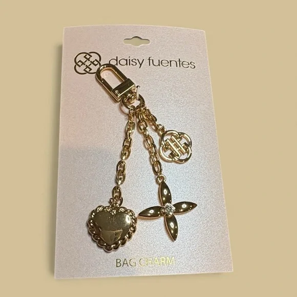 Daisy Fuentes Gold Key Holder with Heart and Flower Charms