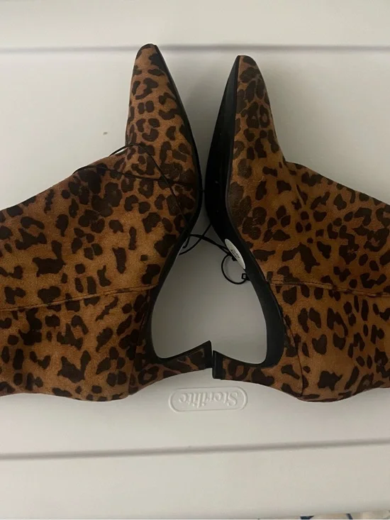 Leopard Print Ankle Booties - Brown Leopard