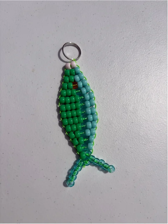 Pony Beaded Fish Keychain One Size Green Blue