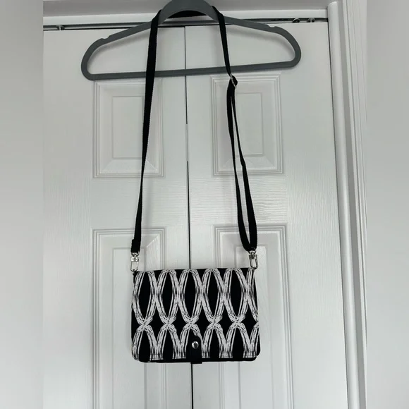 Thirty-One Double Up‎ Crossbody Purse, Black Links Pattern, Black & White. NWOT