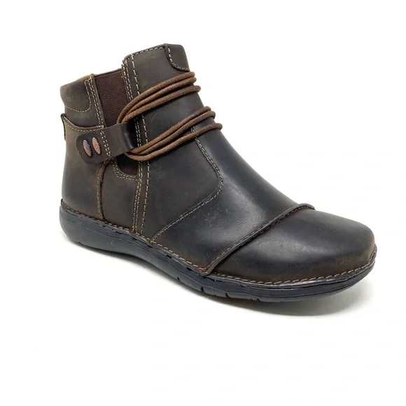 Clarks Un Loop Up Dark Brown Leather Wide Comfort Ankle Boot Side Zip