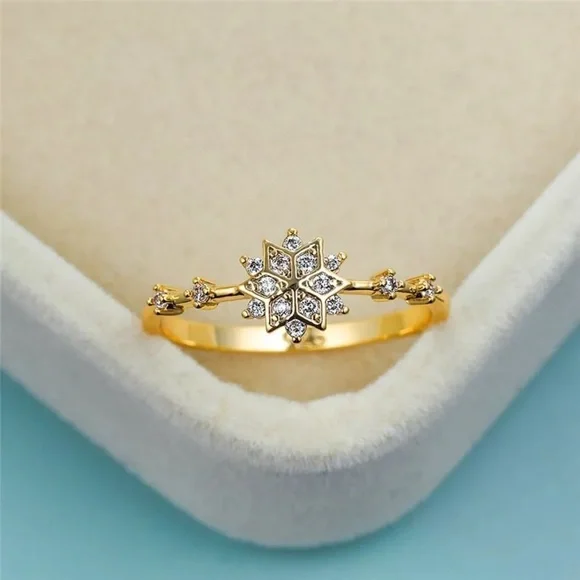 White Crystal Stone Zircon Thin Snowflake Ring