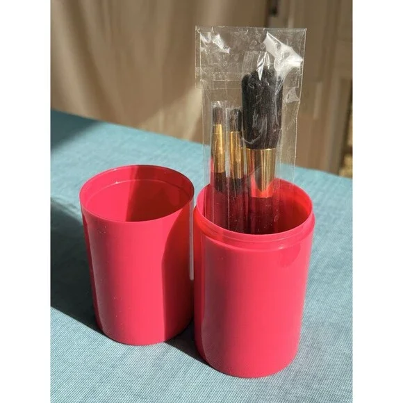 New ESTEE LAUDER 3 Pieces MAKEUP BRUSHES SEALED Plus PINK Travel Case