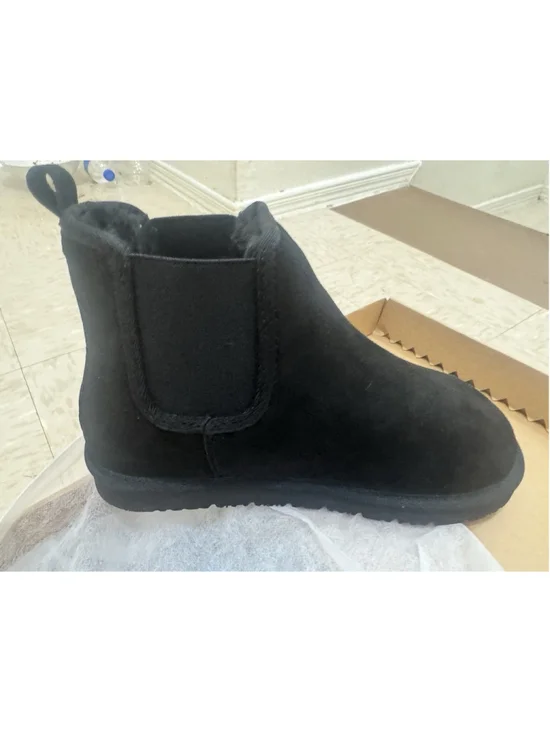 oOw Women's Boots