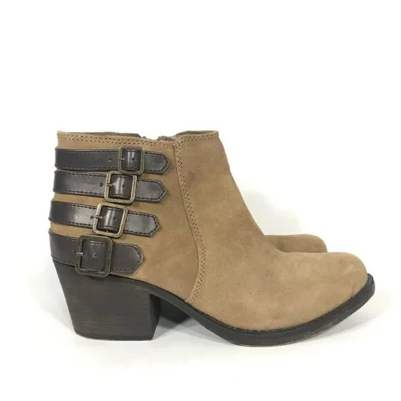 Coach and‎ Four Ivory Buckle Strap Ankle Boots