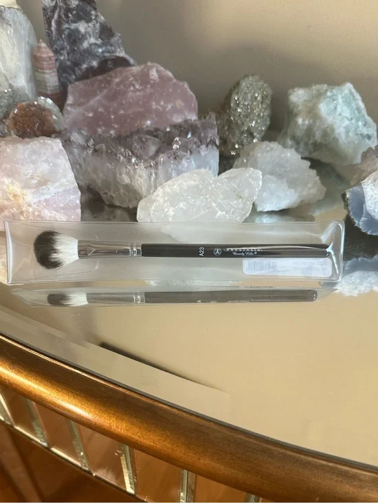 Anastasia Beverley Hills A23 Face Detail Brush NWT