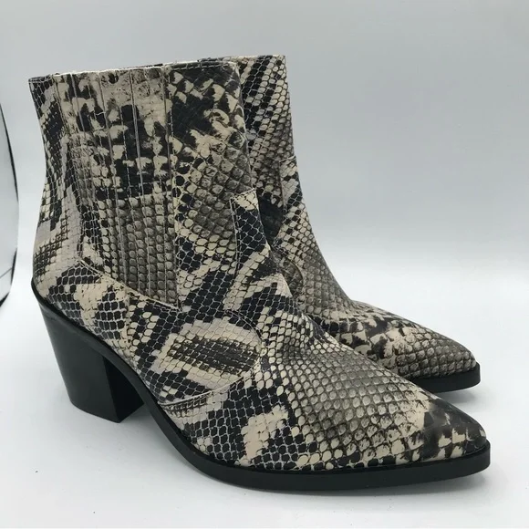 NWOB Blondo Que Waterproof Snakeskin Print Leather Block Heel Booties Sz 6 NEW