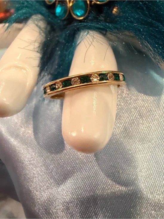 Gold Tone Band Ring with Green and Clear Stones - Women Jewelry sz 9