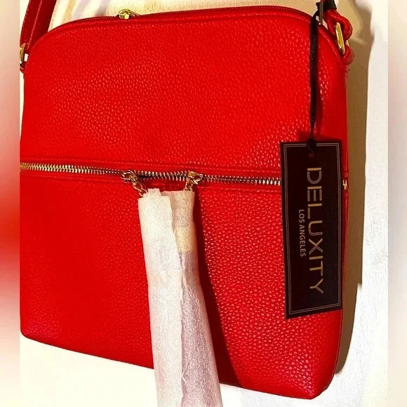 Deluxity Los Angeles Red Women Crossbody Messenger New with tags.