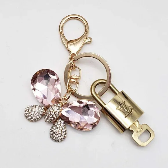 LV Gold Padlock Authentic 🔑 Luxury Bag Charm w/ Unbranded Buttefly Keychain