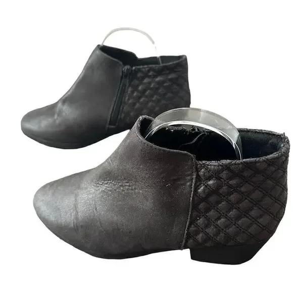 Women's Gray Easy On Side Zip Low Heel Ankle Boots Size 7.5