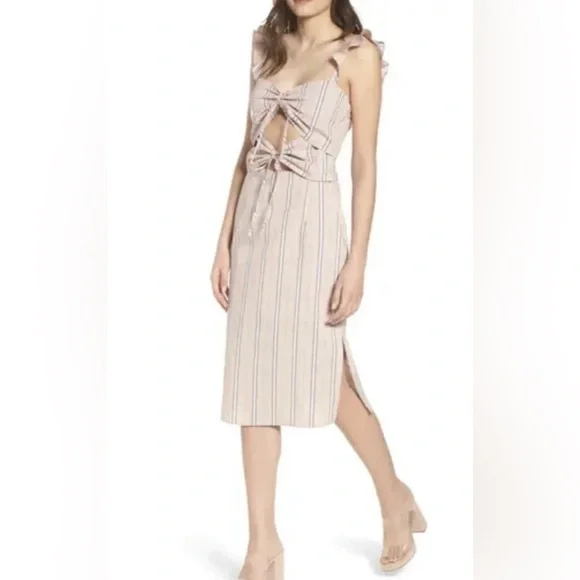 Nwt Wayf Cutout‎ midi dress Size S