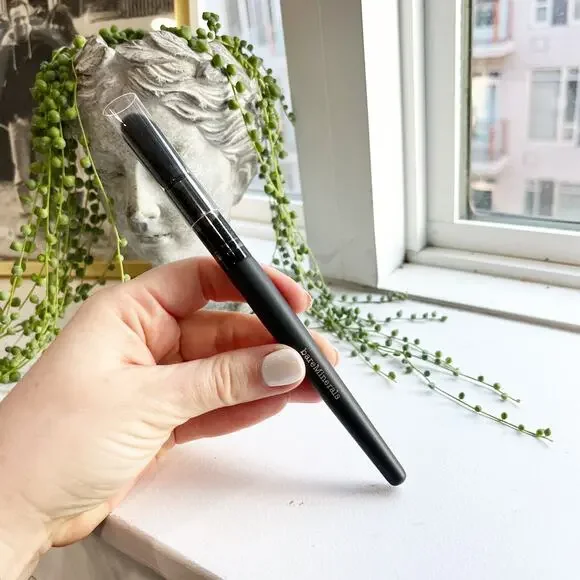 NEW BareMinerals Diffused Highlighter Brush