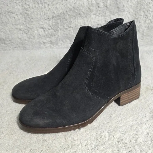 Lucky‎ Brand Black Suede Ankle Boots Distressed Side Zip Block Heel 6.5 M NEW